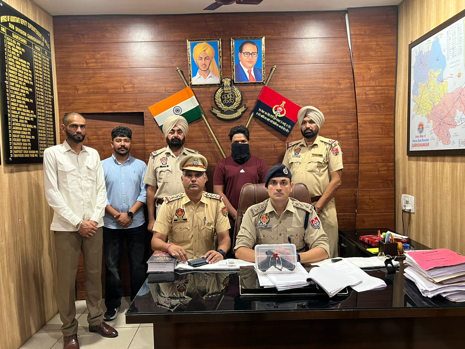 Firing and assault case in Hoshiarpur, many arrested, weapons and vehicles seized